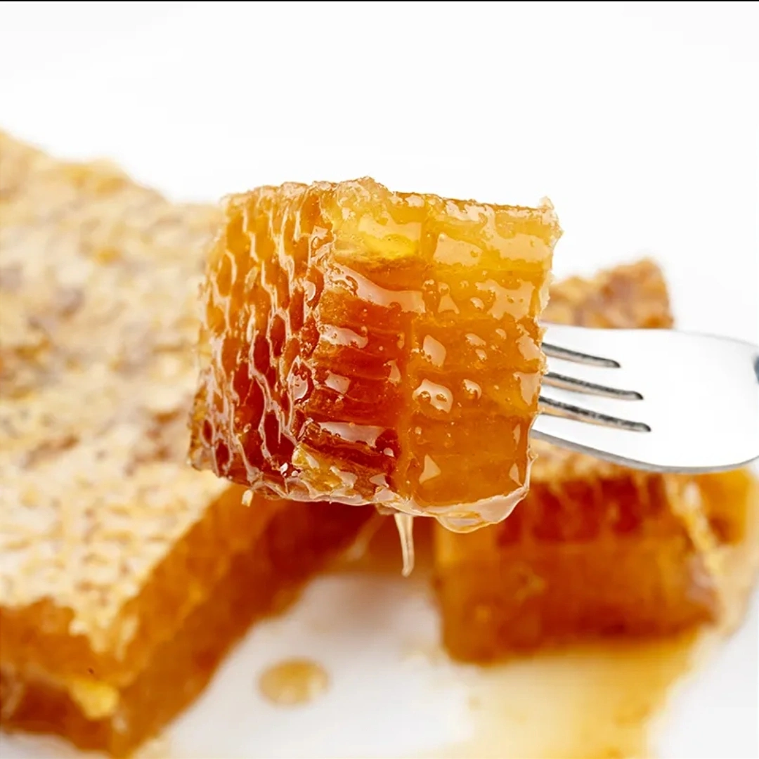 China Honeycomb | চায়না ইমপোর্টেড চাকসহ মধু - Image 3